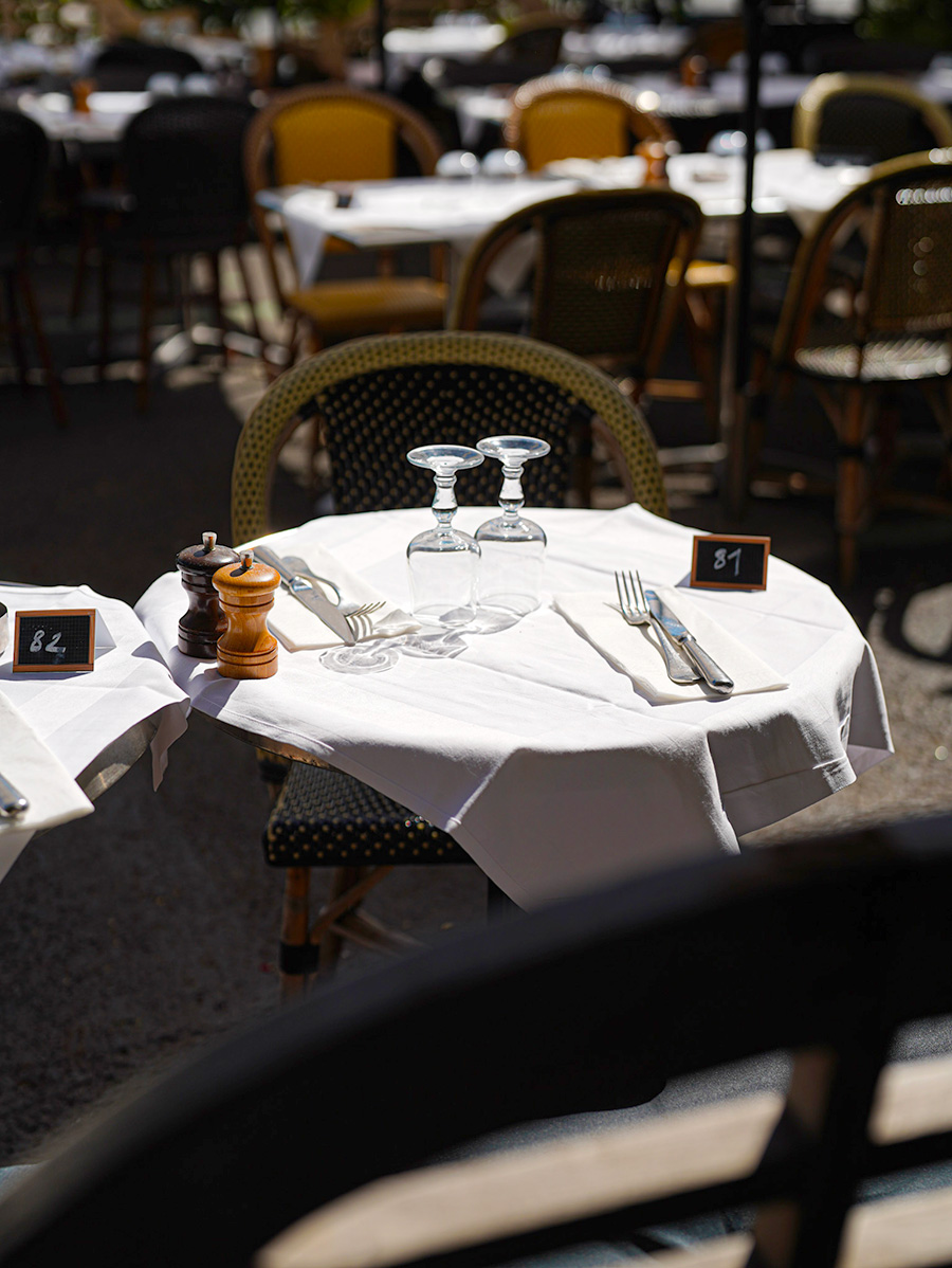 salle & terrasse l'Arrosoir restaurant min de rungis